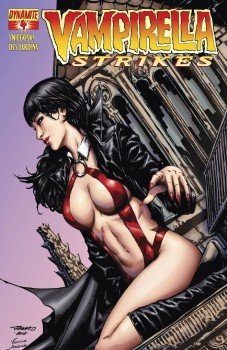 Vampirella Strikes #4 (2013)